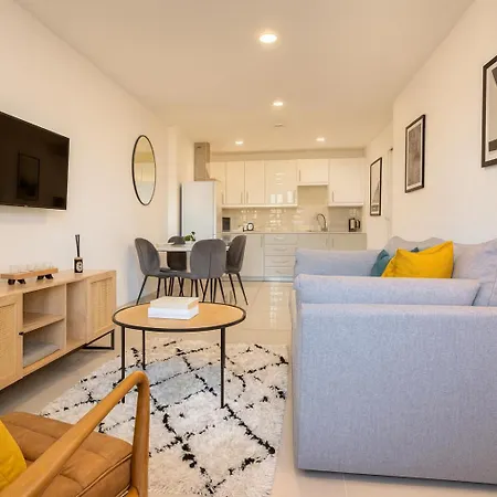 3 Bed - 3 Bath - Sleeps 6 - Arena - Апартаменты *