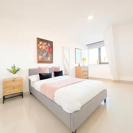 3 Bed - 3 Bath - Sleeps 6 - Arena - Апартаменты Лидс