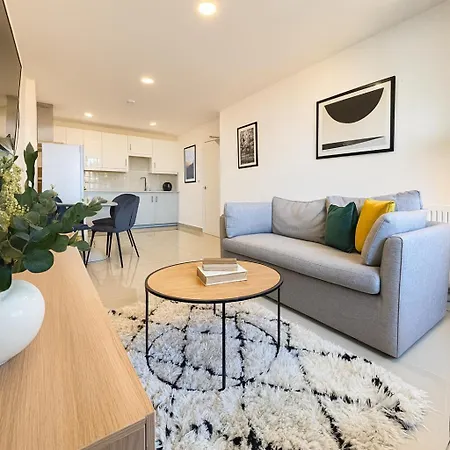 Апартаменты 3 Bed - 3 Bath - Sleeps 6 - Arena - *