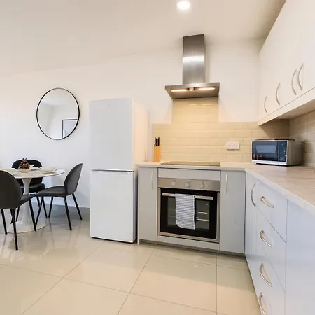 Апартаменты 3 Bed - 3 Bath - Sleeps 6 - Arena - Лидс