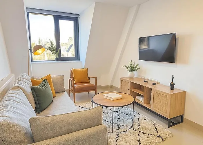 3 Bed - 3 Bath - Sleeps 6 - Arena - Апартаменти *