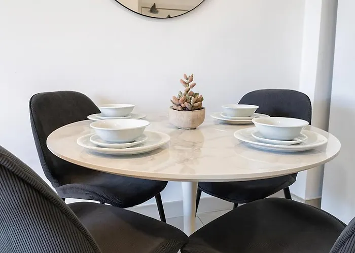 Апартаменти 3 Bed - 3 Bath - Sleeps 6 - Arena -