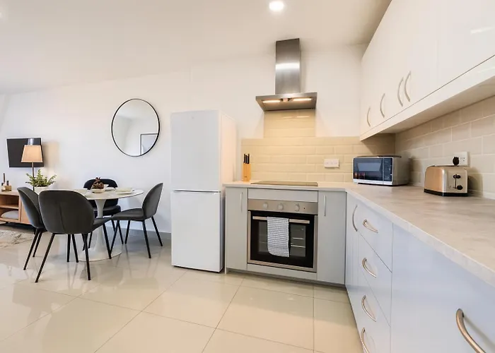 Апартаменти 3 Bed - 3 Bath - Sleeps 6 - Arena - Лідс