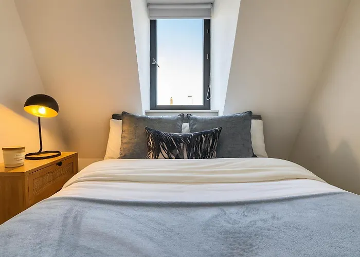 Апартаменти 3 Bed - 3 Bath - Sleeps 6 - Arena - Лідс