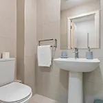 Clarendon Escape - 3 Beds - 3 Bath - Sleeps 6 * 利兹